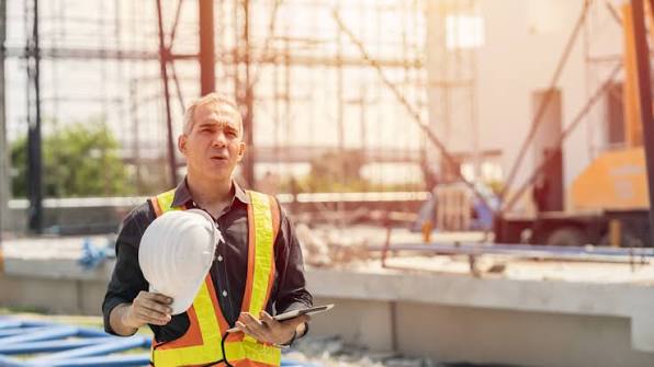 Construction worker in the heat