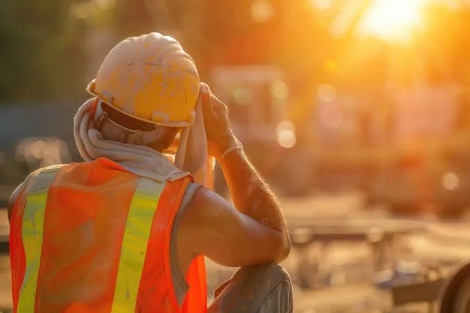 Worker in heat